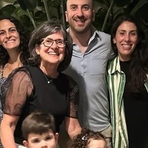 Mender Family
